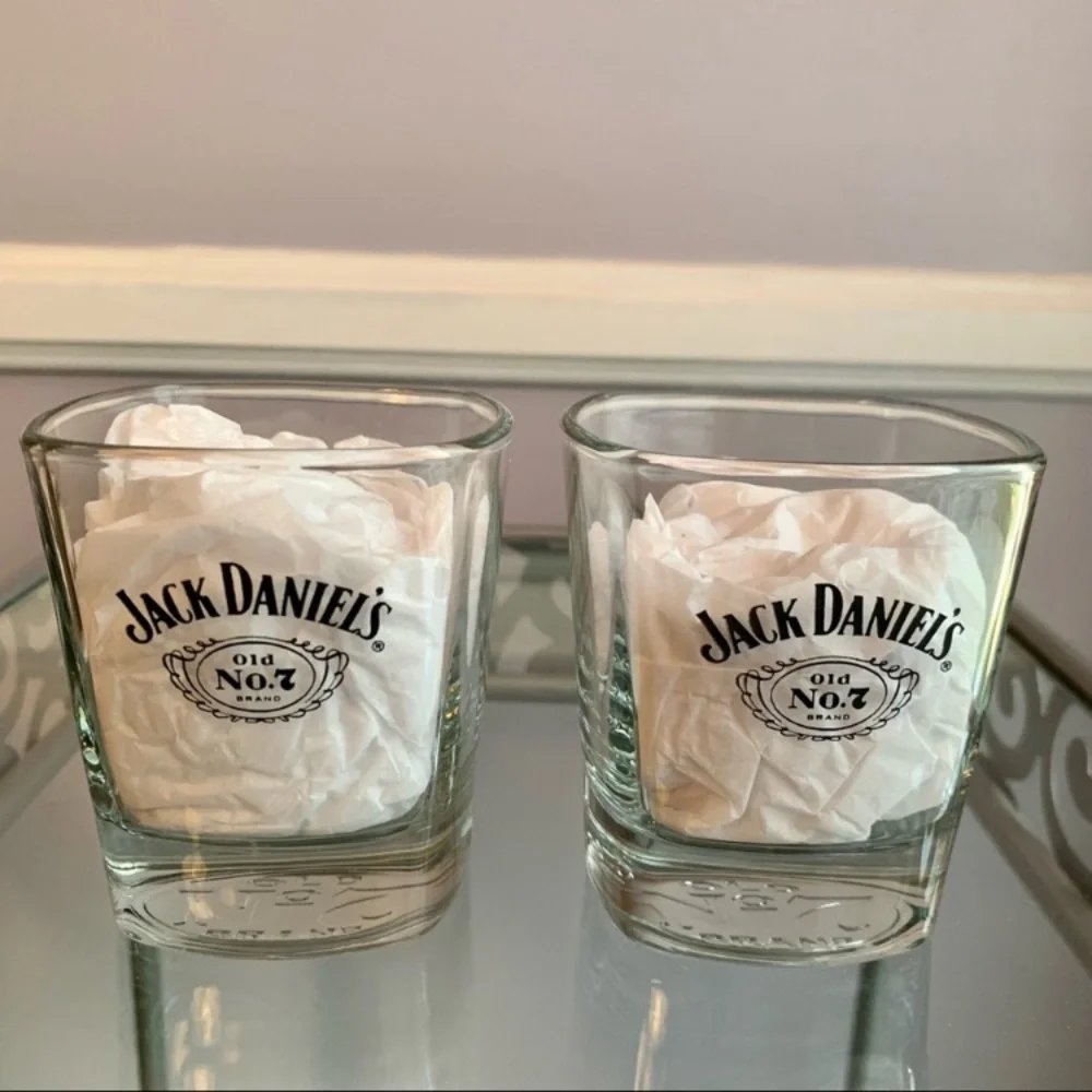 3 bar glasses including 2 square Jack Daniels and 1 Gentlemen Jack tumbler